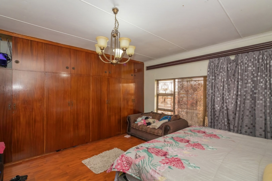 3 Bedroom Property for Sale in Maokeng Free State